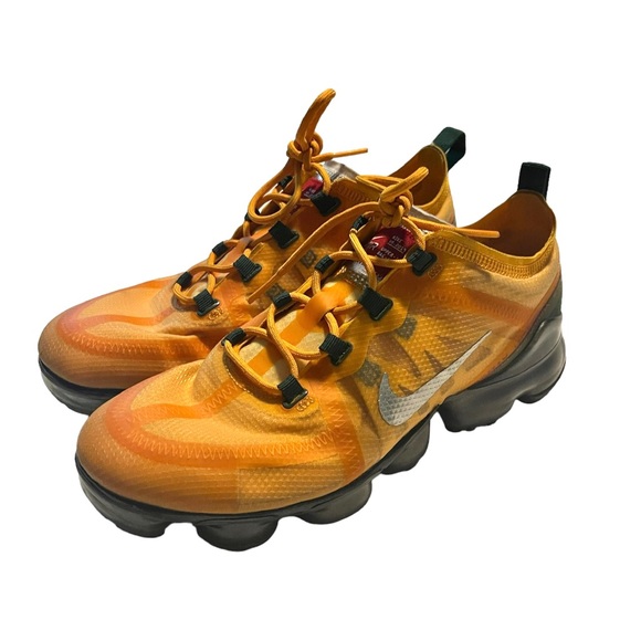✨NIKE✨Air Vapormax 2019 in Canyon Gold - Picture 2 of 11